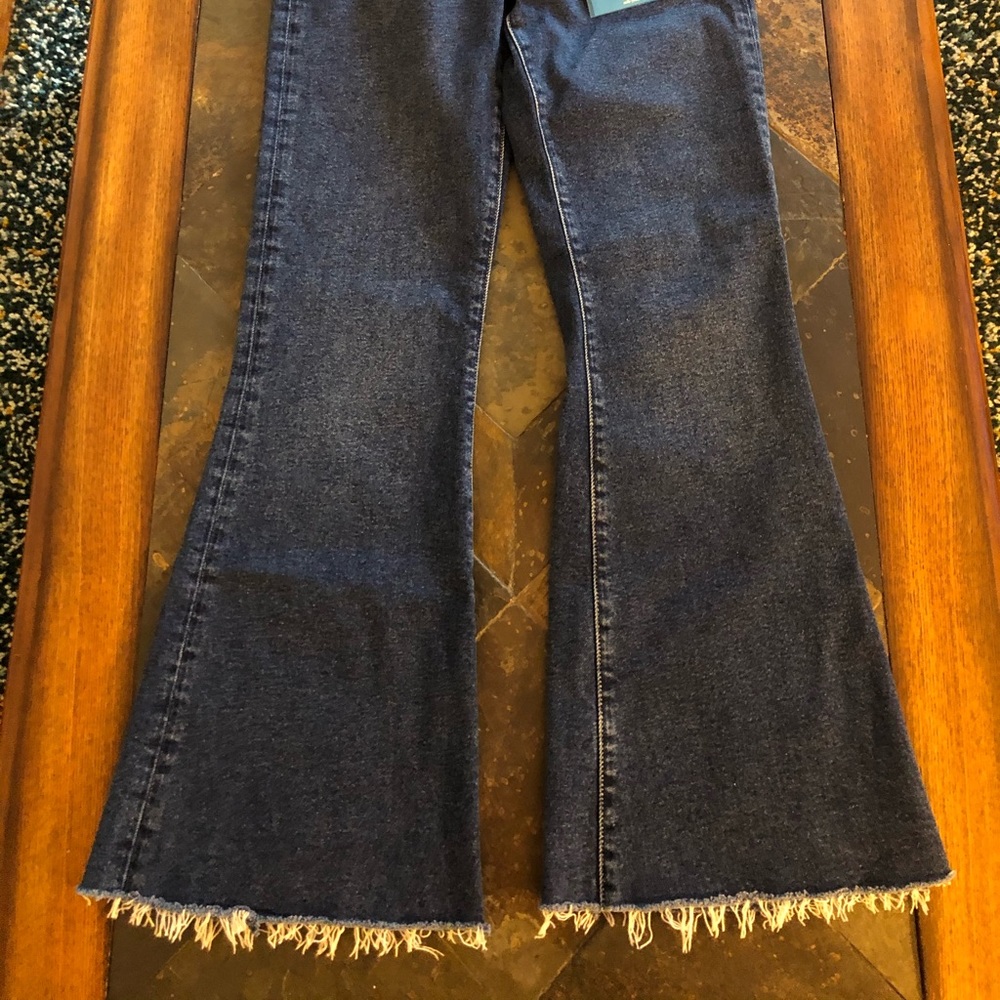 Jeans - Picture 7 of 7